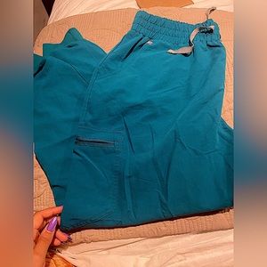 Pacific blue joggers xl